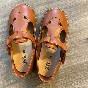 Zara Toddler Girl Brown T-Bar Shoes